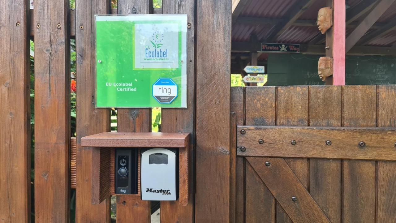 Les Bananes Vertes Ecolodges Saint-Claude Zewnętrze zdjęcie
